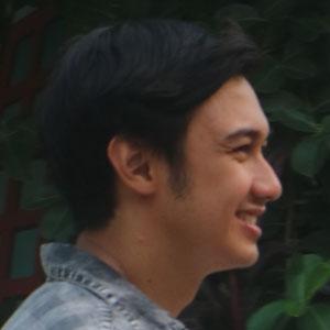 Kumpulan Sinetron Mirza dan Pose Jalannya